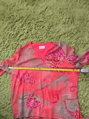 TanJay Coral and Hot Pink V-Neck Printed Long Sleeve Top